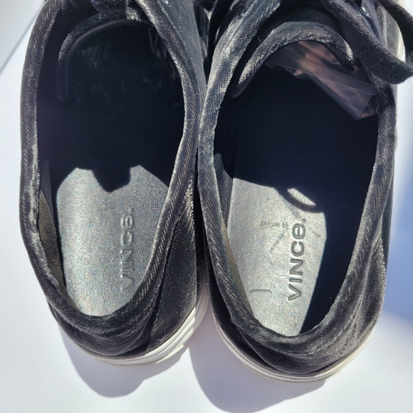 Vince Copley Velvet Black Platform Sneaker size 9 - Picture 7 of 7